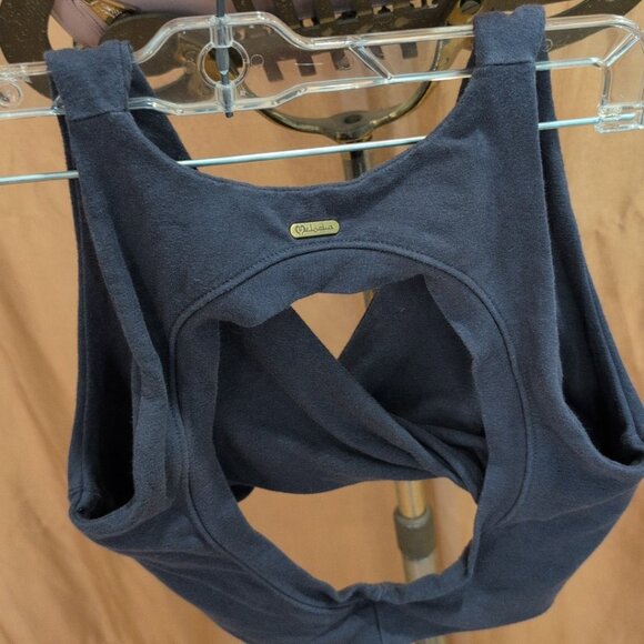 Melodia Designs twist top in gray size M - Picture 3 of 3